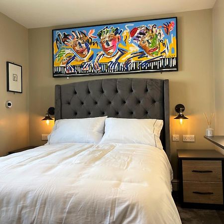 Superb Townhouse Near Vibrant Gloucester Road Бристоль Екстер'єр фото