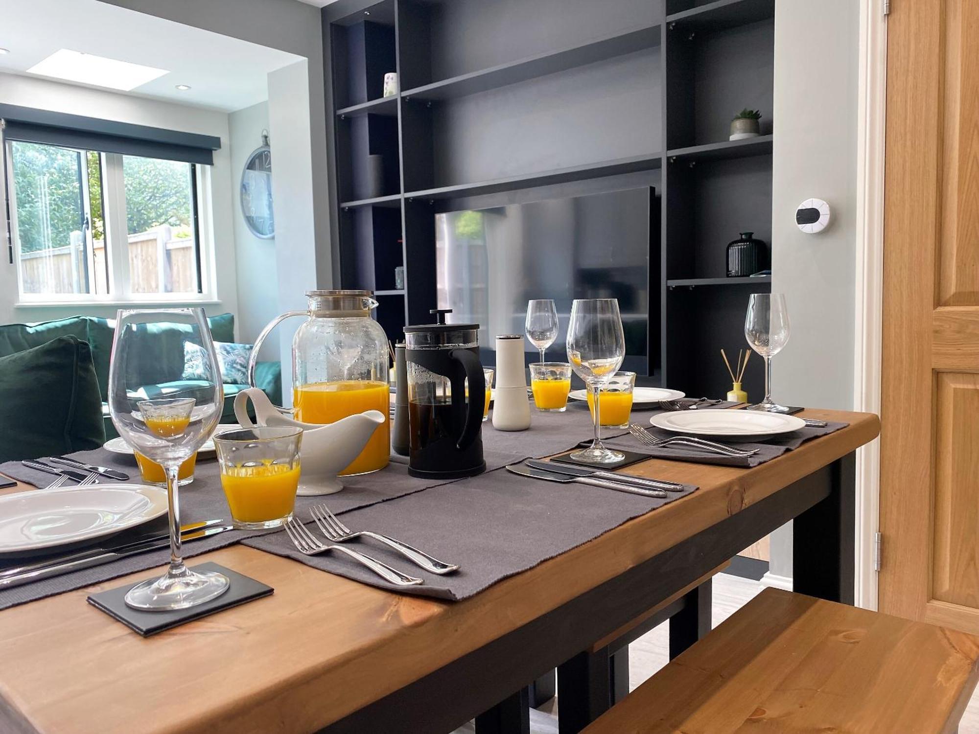 Superb Townhouse Near Vibrant Gloucester Road Бристоль Екстер'єр фото
